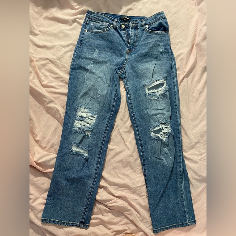Fashion Nova Mom Rip Jeans